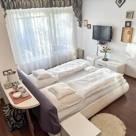 Guest house Ejjelibagoly Vendeghaz Szentes