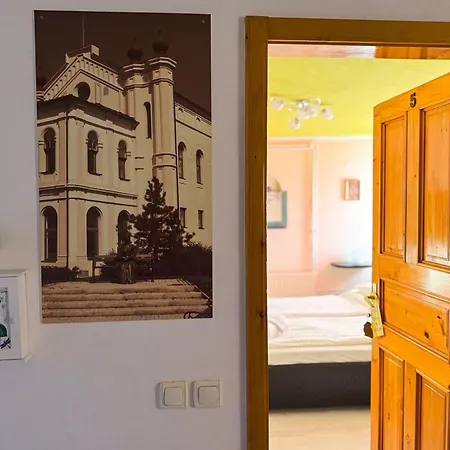 Ejjelibagoly Vendeghaz 4* Szentes