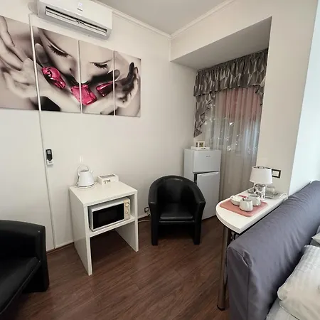 Guest house Ejjelibagoly Vendeghaz 3*