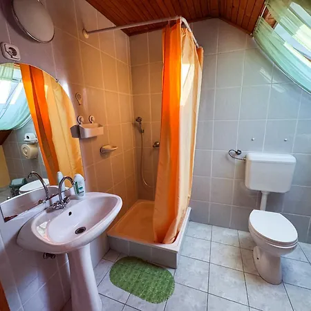 Guest house Ejjelibagoly Vendeghaz