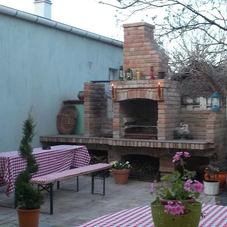 Guest house Ejjelibagoly Vendeghaz Szentes