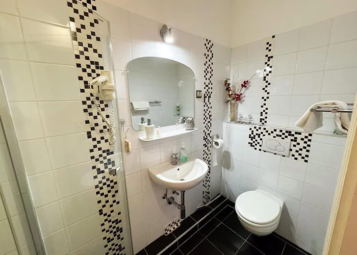 Ejjelibagoly Vendeghaz 게스트하우스 4*